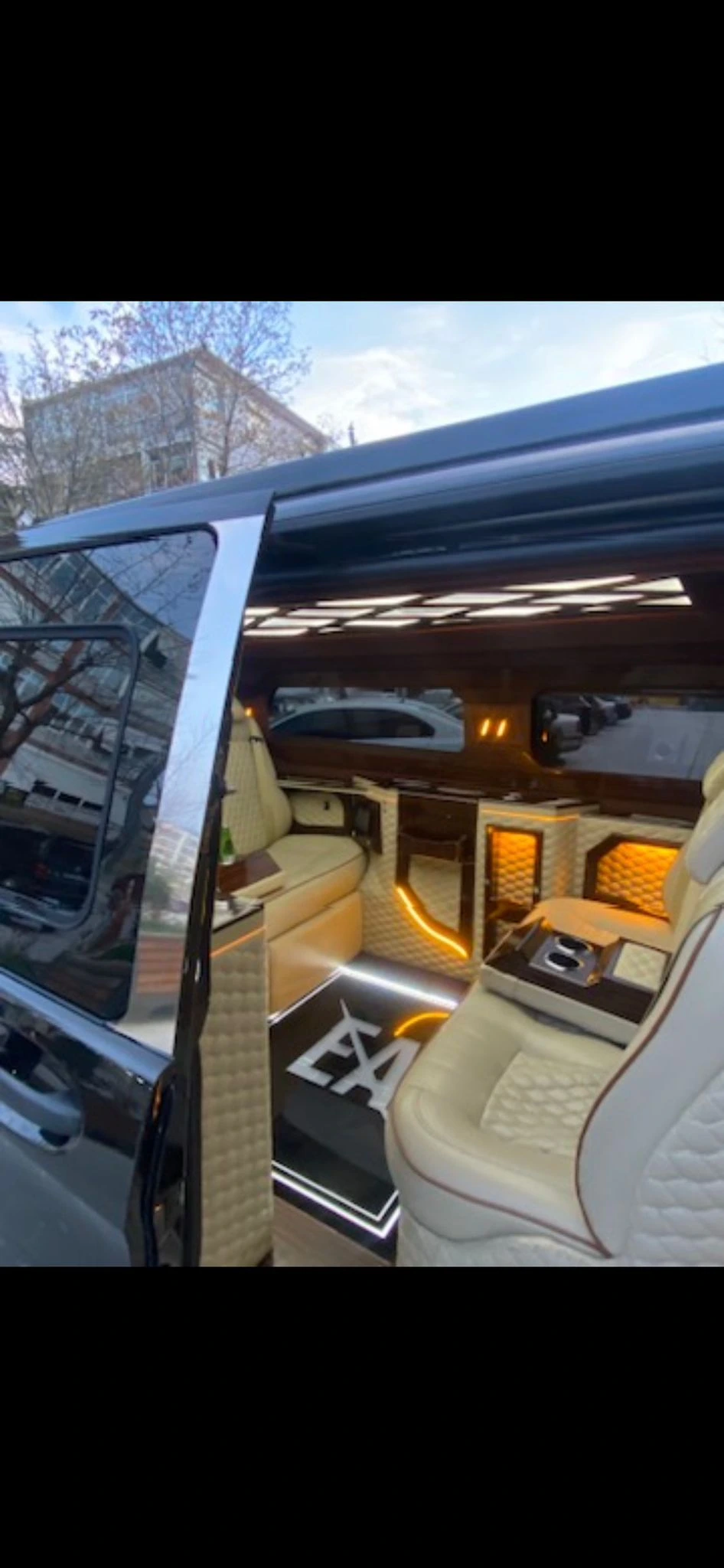 Mercedes Sprinter grup transfer aracı - 1-14 yolcu havalimanı transferi